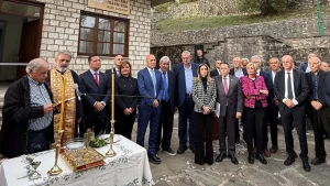 Ζαγόρι: Εγκαινιάστηκε η νέα μονάδα του ΕΚΑΒ – Δέσμευση Γεωργιάδη για Πολυδύναμο Ιατρείο