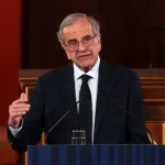 Σαμαράς: «Βλέπω σημάδια παρακμής και πολιτικής ευθύνης» – Αιχμές για τη σημερινή διαχείριση