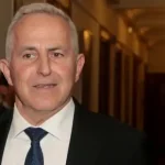 Και επίσημα στην Κοινοβουλευτική Ομάδα του ΠΑΣΟΚ ο Ευάγγελος Αποστολάκης