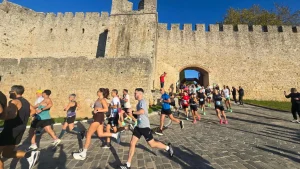«Ο Δρόμος του Γιοφυριού»: Δρομείς και πολίτες έγιναν μέρος του δρομικού γεγονότος της Άρτας
