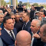 Ιωάννινα: Αντιπαράθεση Γεωργιάδη με εργαζόμενους στο Πανεπιστημιακό Νοσοκομείο πριν από τα εγκαίνια των νέων ΤΕΠ