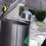 Ιωάννινα : Στο…”πλυντήριο” οι υπόγειοι κάδοι στην Εθνικής Αντιστάσεως – Καθαρισμοί και στην πλατεία Μαβίλη
