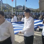 28η Οκτωβρίου: Η 88χρονη που ταξιδεύει κάθε χρόνο από την Κρήτη για τον πατέρα της που έπεσε το 1941