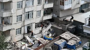 Στους πέντε οι νεκροί από την κατάρρευση πολυκατοικίας στην Κωνσταντινούπολη – Ανάμεσά τους ένα πεντάχρονο κορίτσι