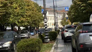 Κυκλοφοριακό έμφραγμα στο κέντρο των Ιωαννίνων τώρα  – Ακινητοποιημένοι οι οδηγοί από την πλατεία Πάργης έως την κεντρική πλατεία