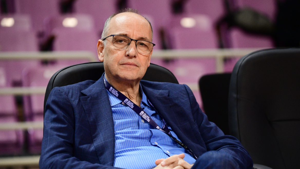 Μπάσκετ: Ένταλμα σύλληψης για τον πρόεδρο της ΕΟΚ Βαγγέλη Λιόλιο