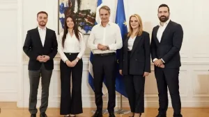 Νέα Δημοκρατία: Τέσσερις νέοι αναπληρωτές Εκπρόσωποι Τύπου με απόφαση Μητσοτάκη