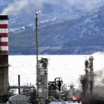 Κορινθία: Έκρηξη στο διυλιστήριο της Motor Oil – Σοβαρά τραυματίες δύο εργαζόμενοι (βίντεο)