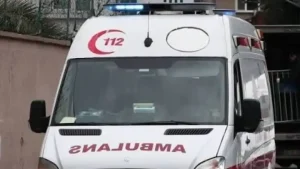 Κωνσταντινούπολη: Δύο νεκροί, 10 διασωθέντες και 2 ακόμη εγκλωβισμένοι από την κατάρρευση επταώροφης πολυκατοικίας