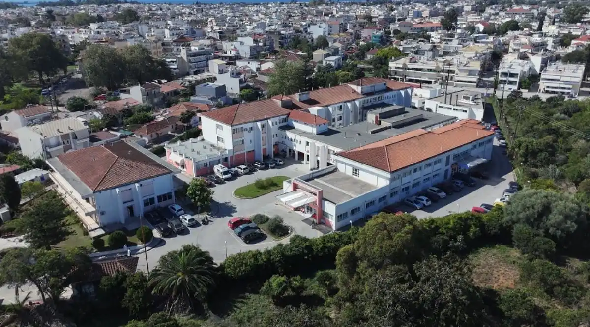 ΠΑΣΟΚ Πρέβεζας κατά Θεμιστοκλέους: «Η κυβέρνηση πανηγυρίζει για την αποκατάσταση της κατάρρευσης στο Νοσοκομείο Πρέβεζας»