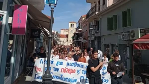 Πρέβεζα: Ηχηρό μήνυμα από το πανεκπαιδευτικό συλλαλητήριο – Νέο κάλεσμα για κινητοποιήσεις