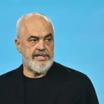 Αλβανία: 101 τραυματίες στα επεισόδια στα Τίρανα – Ο Ράμα κατηγορεί την αντιπολίτευση