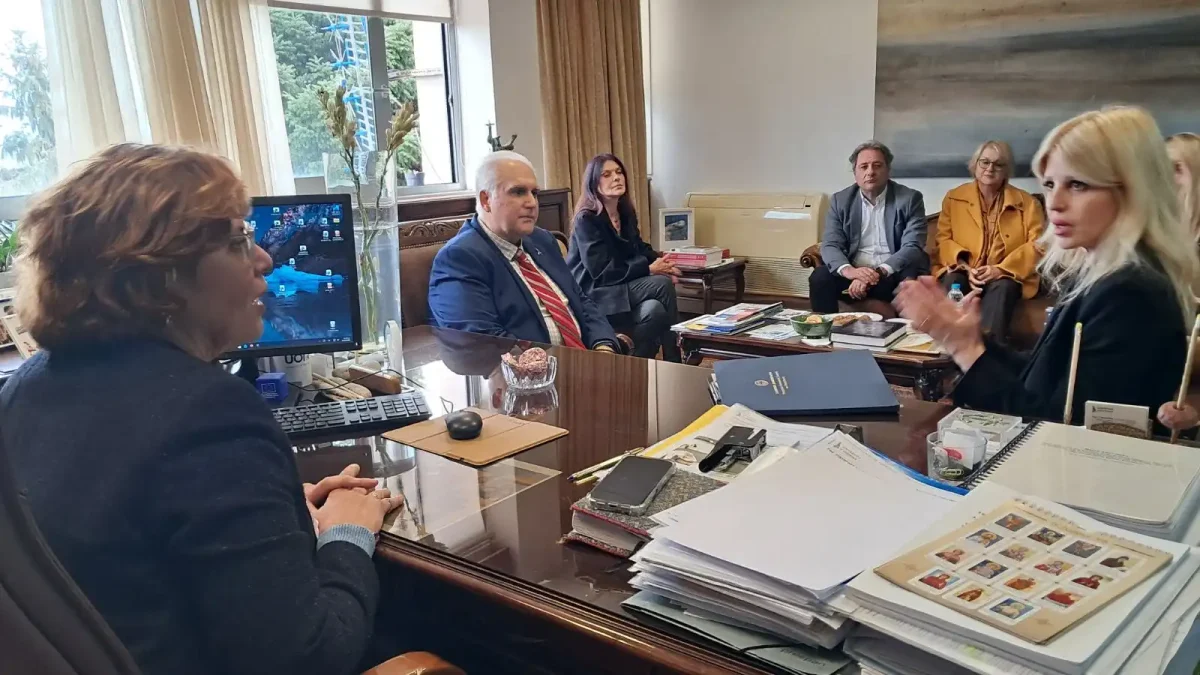 Κοινές δράσεις για την έμφυλη βία και το «ναρκωτικό του βιασμού» – Τι ανακοίνωσε η Ελ. Ράπτη από το Πανεπιστήμιο Ιωαννίνων