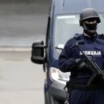 Σερβία: Επίθεση με μαχαίρια σε αστυνομικό έξω από την πρεσβεία του Ισραήλ – Νεκρός ο δράστης