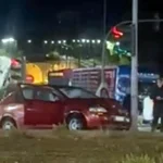 Ιωάννινα: Τροχαίο στα φανάρια του αεροδρομίου – Αυτοκίνητο κατέληξε σε κολόνα (βίντεο)
